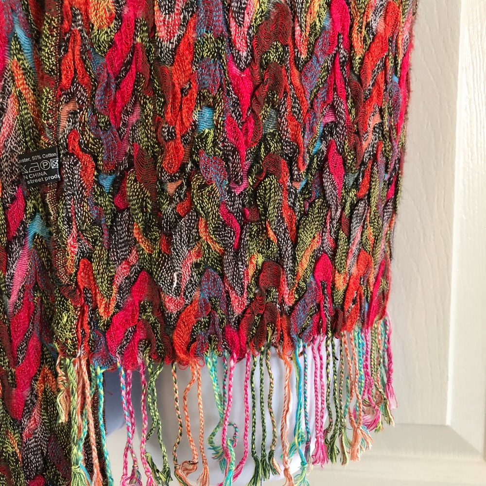 Beautiful Multicolored Scarf - Picture 3 of 5